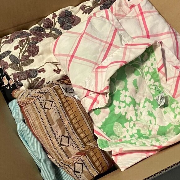 5 lb Reseller Lot Spring Long Sleeve Lightweight Tops Assorted Sizes And Brands - Picture 3 of 4